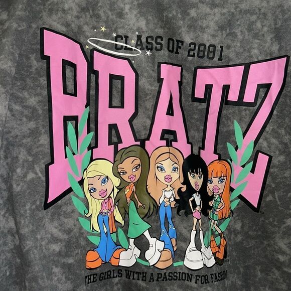 Bratz Junior Graphic Gray Sweatshirt(Size XL) - Picture 8 of 8